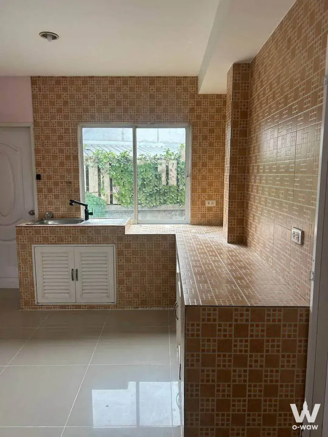 Condo with 3 bedrooms for rent at Condo Regent Home 7/1 — photo 3 of 3