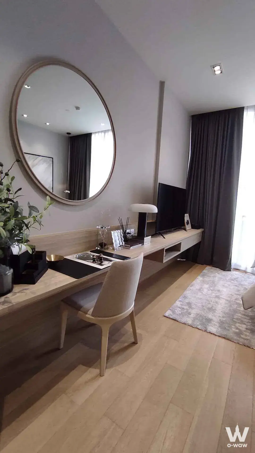 Condo with 1 bedroom for rent at 28 Chidlom — photo 2 of 5