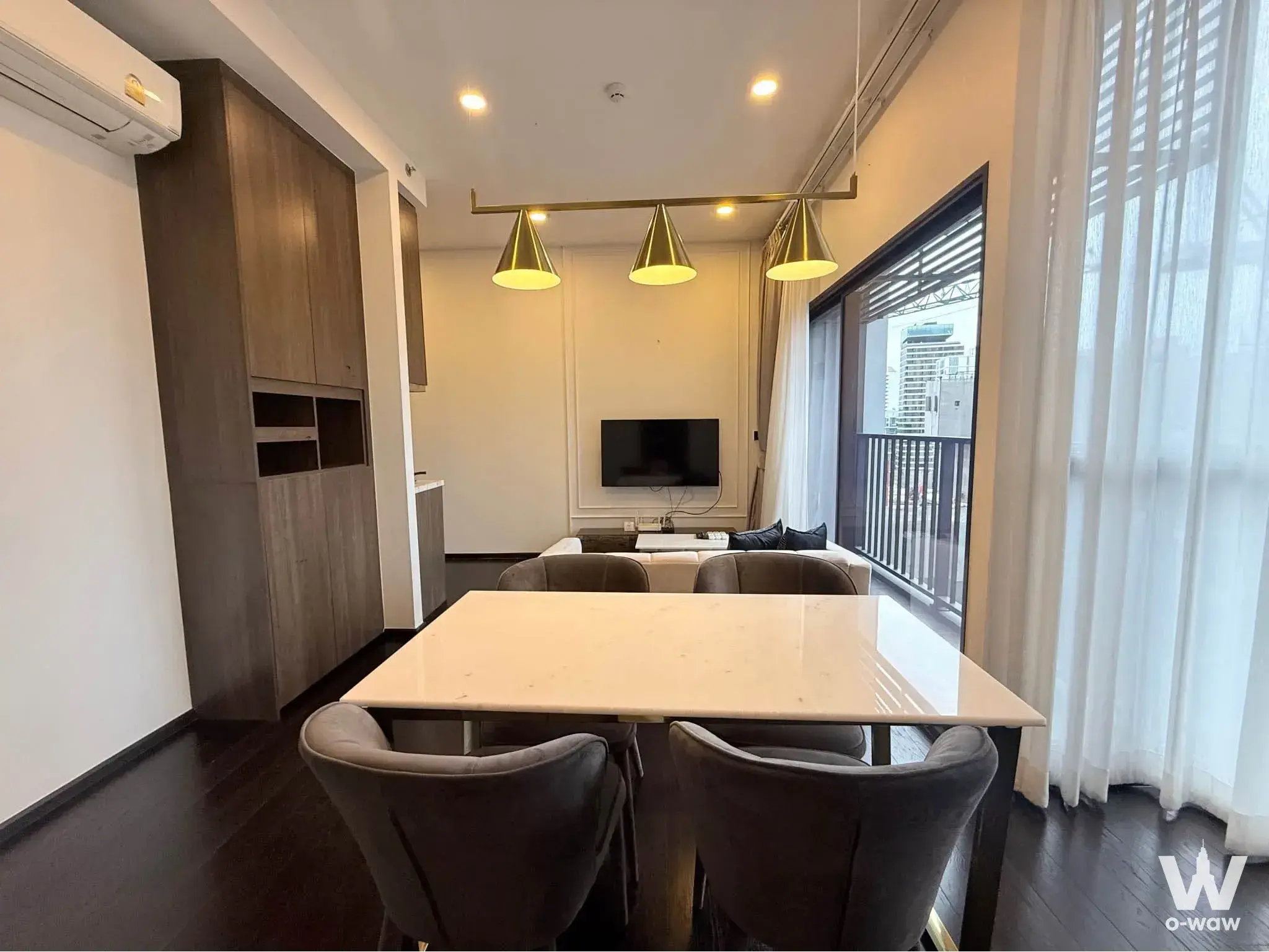 Condo with 2 bedrooms for rent at Hampton Residence Thonglor — photo 3 of 5
