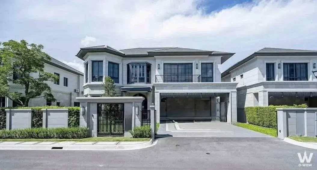 House with 4 bedrooms for sale at Narasiri Krungthep Kreetha — photo 1 of 5