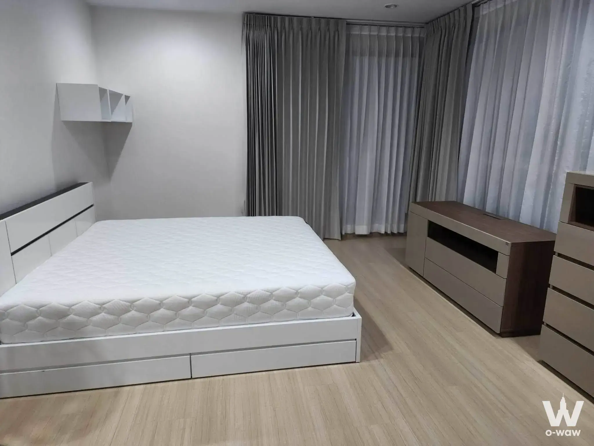 Condo with 2 bedrooms for rent at Near BTS Chong Nonsri Station and BRT Wat Dan Station, close to Chao Phraya River, Central Rama 3, and Terminal 21 Rama 3 — photo 4 of 7