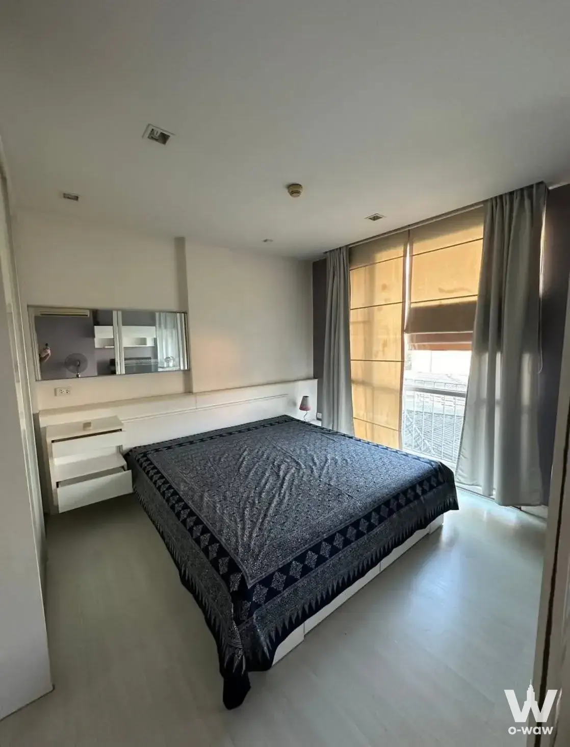 Condo with 1 bedroom for rent at The Room Sukhumvit 69 — photo 2 of 5