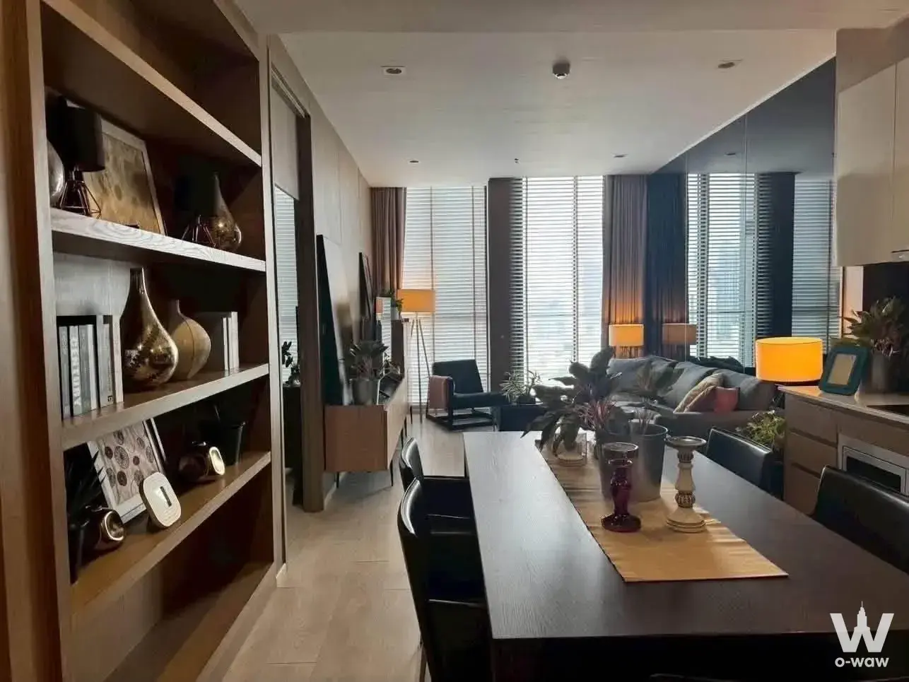 Condo with 2 bedrooms for rent at Noble Ploenchit — photo 3 of 5