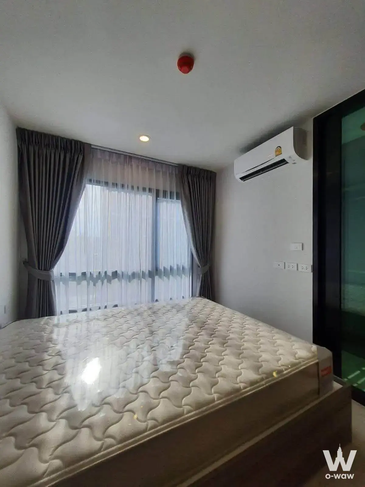Condo with 1 bedroom for rent at The Origin Sukhumvit 105 — photo 2 of 5