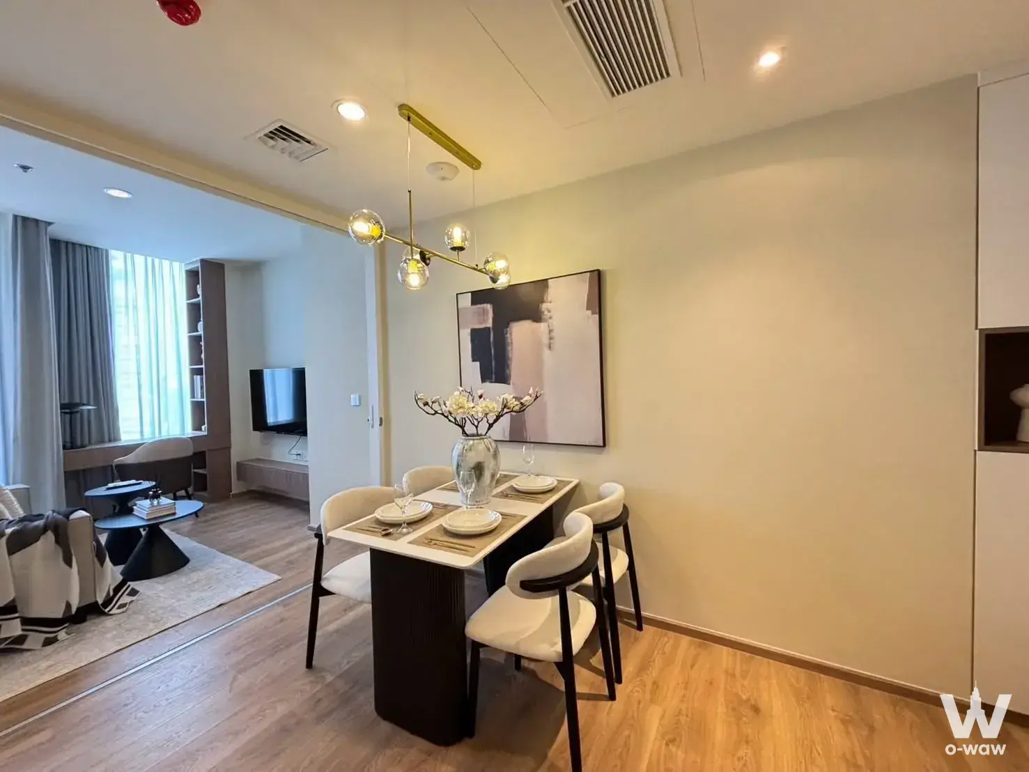 Condo with 1 bedroom for rent at Noble Form Thonglor โนเบิล ฟอร์ม ทองหล่อ — photo 2 of 5