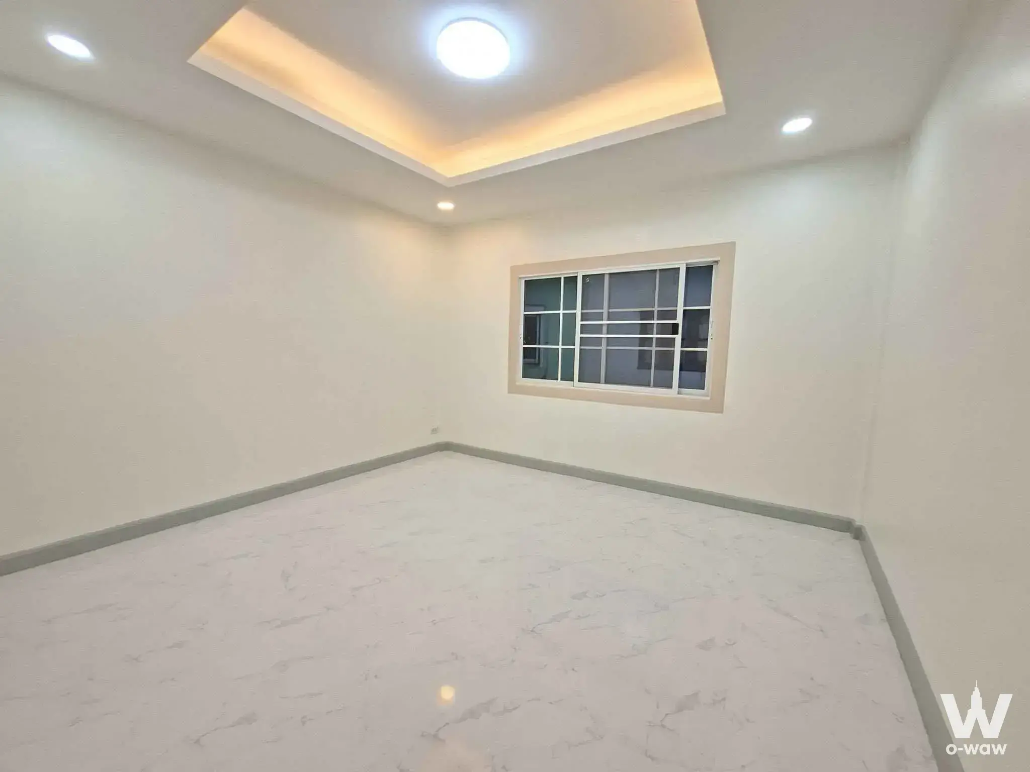 Condo with 3 bedrooms for sale at The Park Condominium — photo 2 of 5