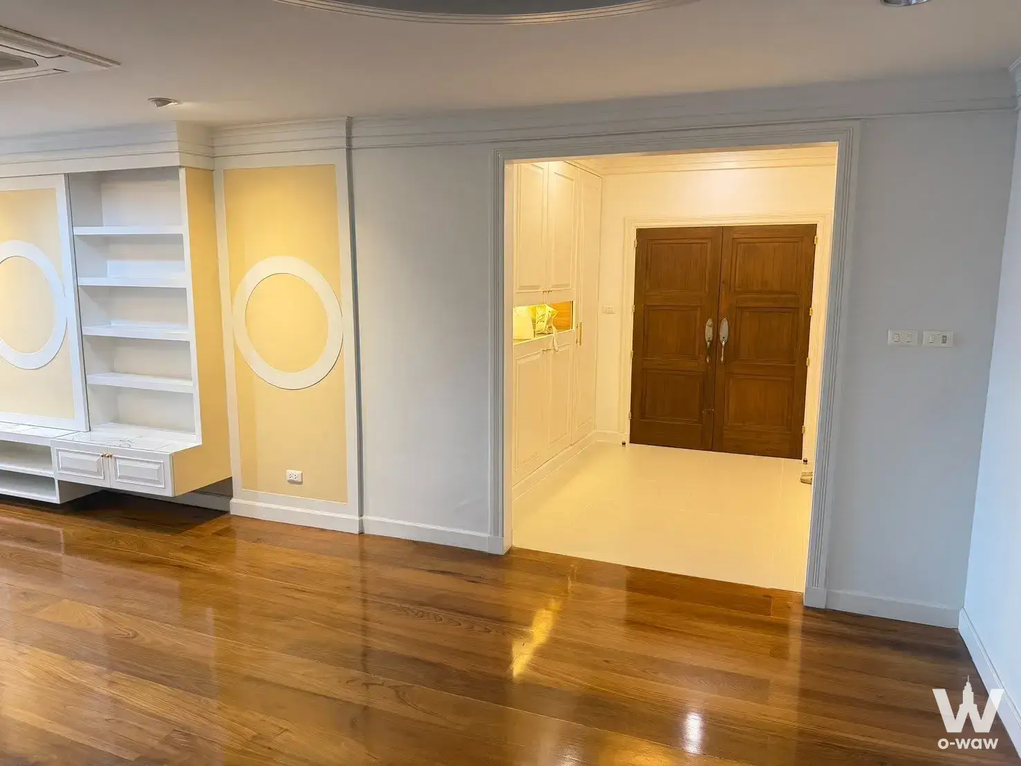 Condo with 3 bedrooms for rent at President Park — photo 3 of 5