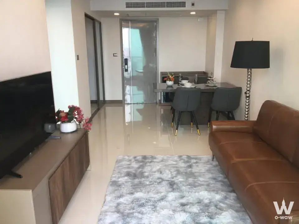 Soi Sukhumvit 39, Phrom Phong