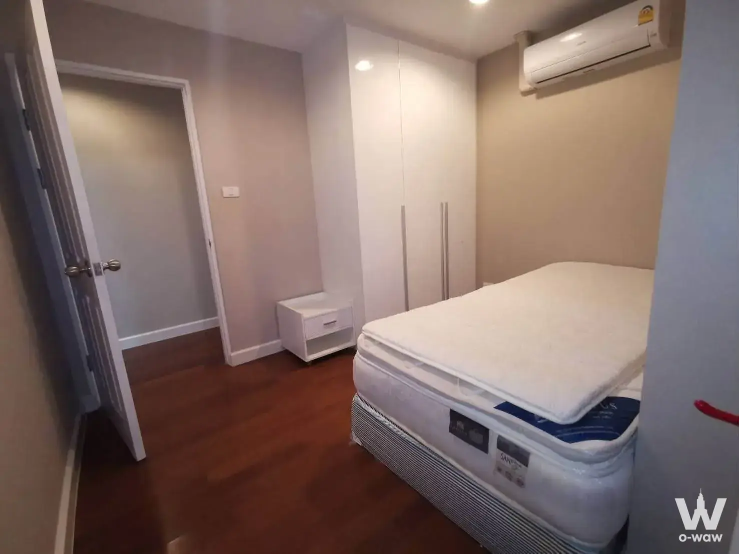Condo with 3 bedrooms for rent at Belle Grand Rama 9 — photo 4 of 5