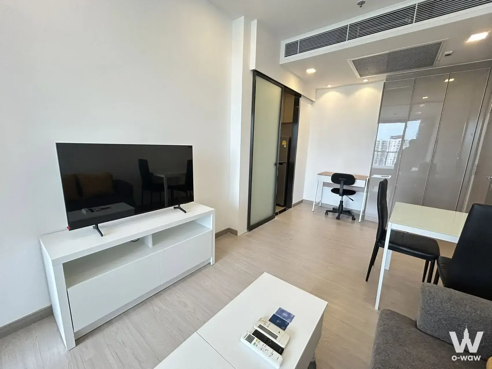 Condo with 1 bedroom for rent at One9Five Asoke - Rama 9 — photo 3 of 4