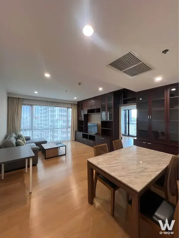 Phaya Thai, Ari