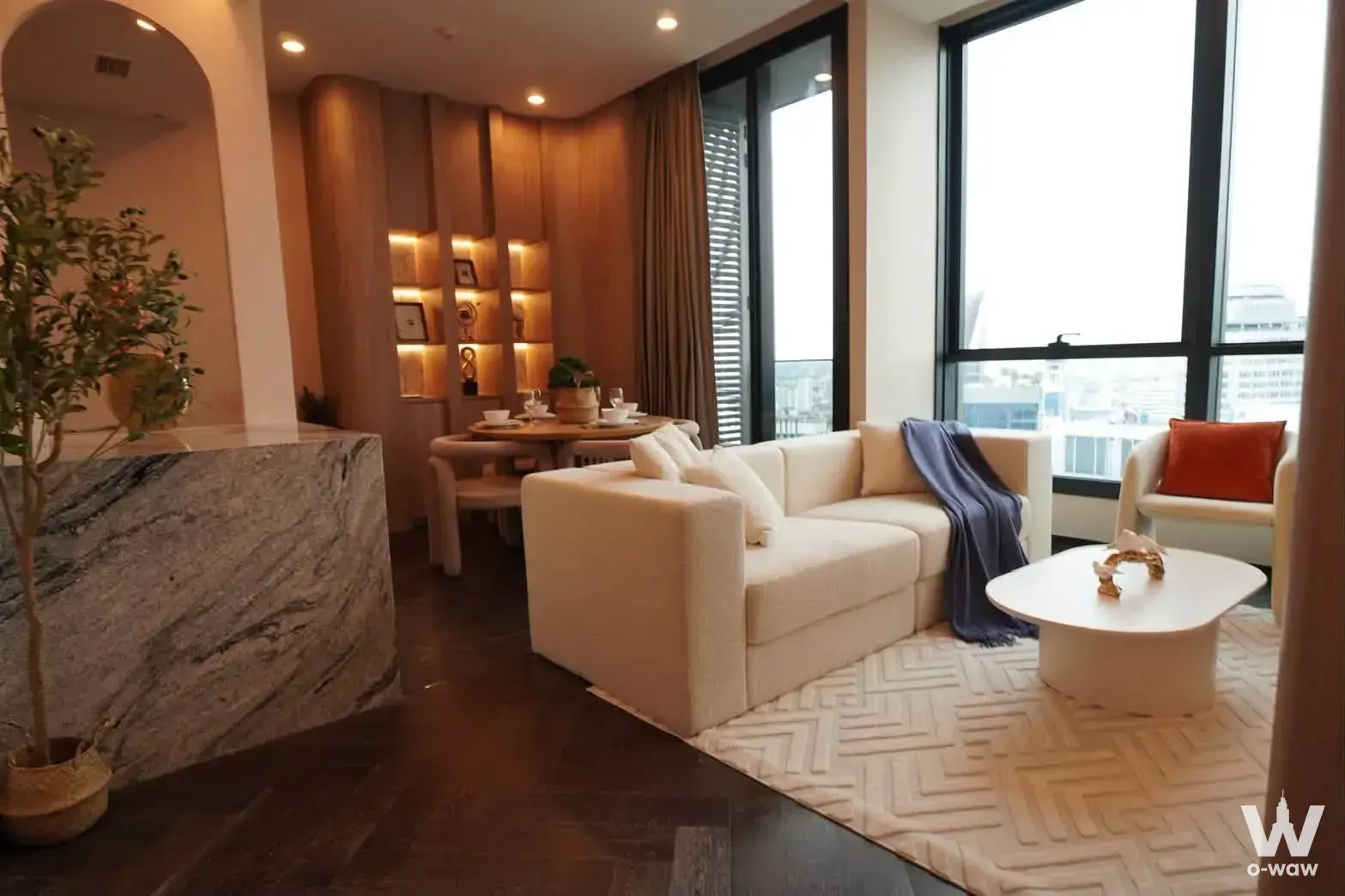 Condo with 2 bedrooms for sale at THE ESSE Sukhumvit 36 ดิ เอส สุขุมวิท 36 — photo 1 of 5