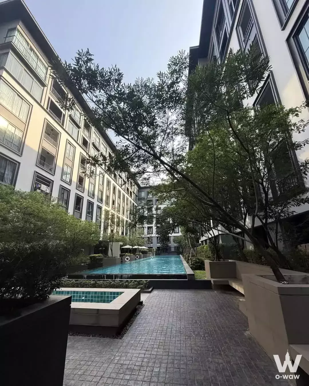 Soi Kasemsan 3, Siam, Bangkok