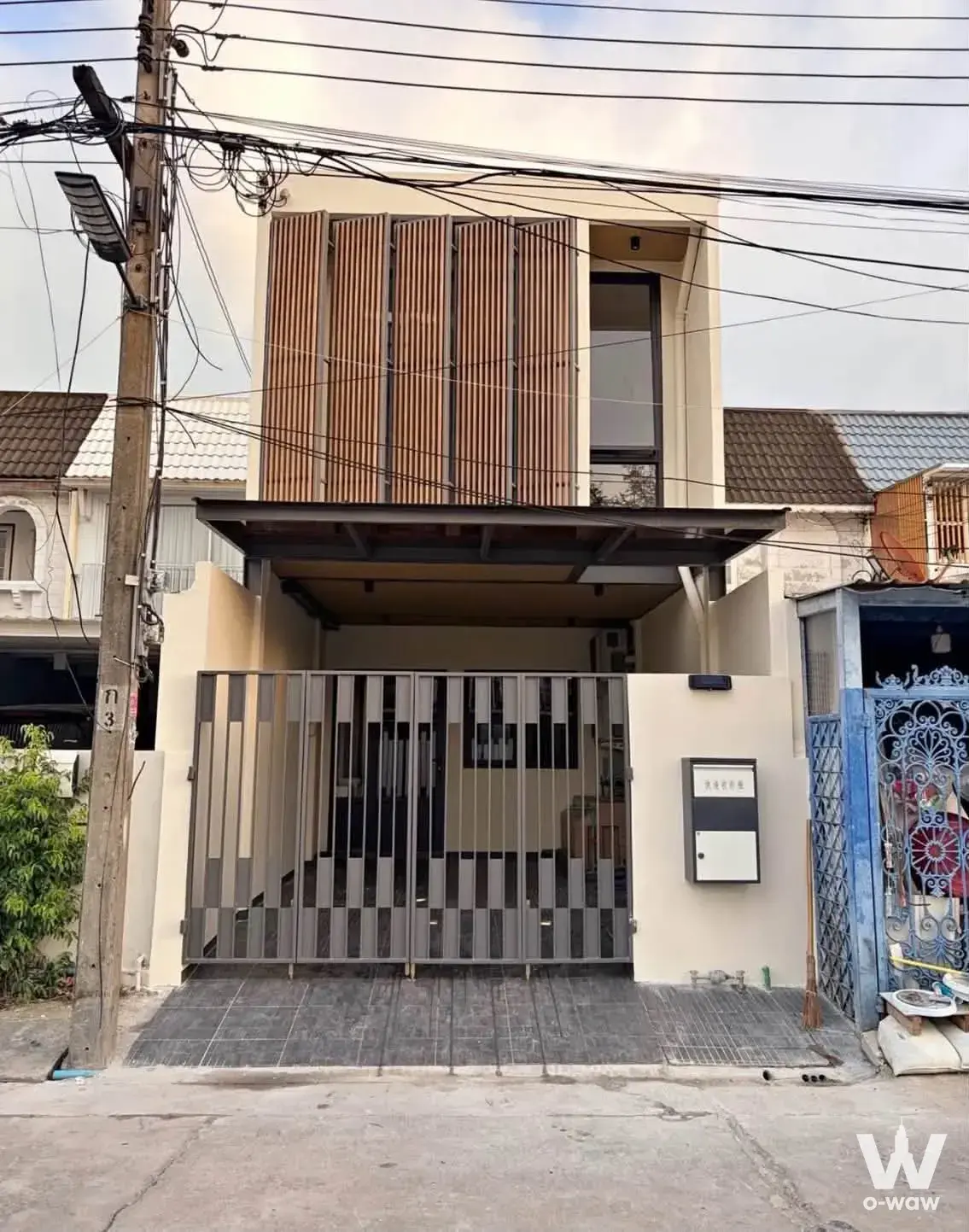 Soi Pridi Banomyong 42, Khlong Tan Nivesh Village