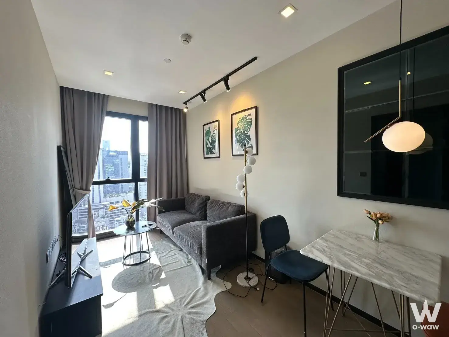 Condo with 1 bedroom for rent at Ashton Asoke — photo 1 of 5