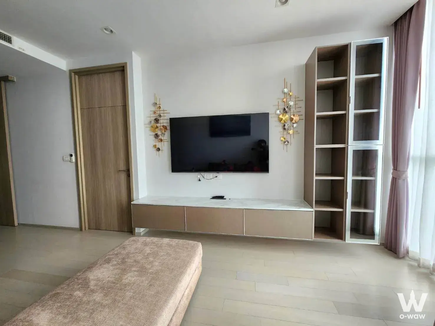 Condo with 2 bedrooms for rent at Noble Ploenchit — photo 5 of 5
