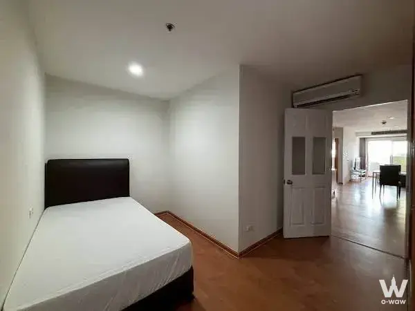 Condo with 2 bedrooms for rent at Life Asoke - Rama 9 — photo 2 of 5