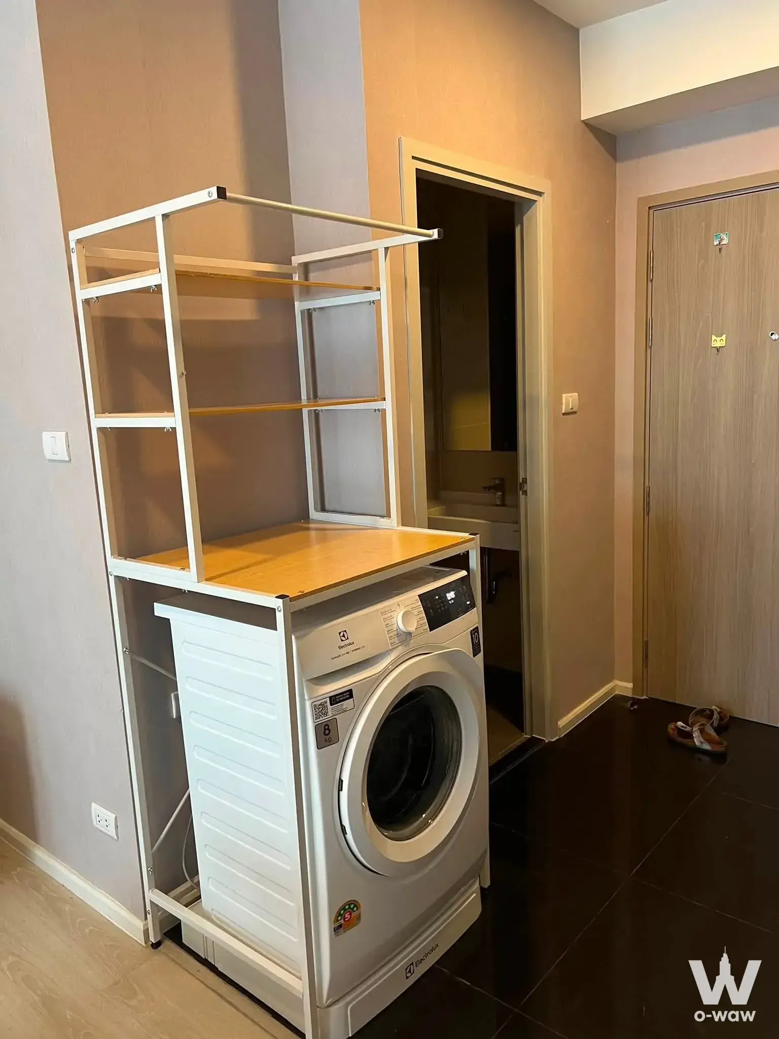 Condo with 1 bedroom for rent at A Space Condominium — photo 3 of 5