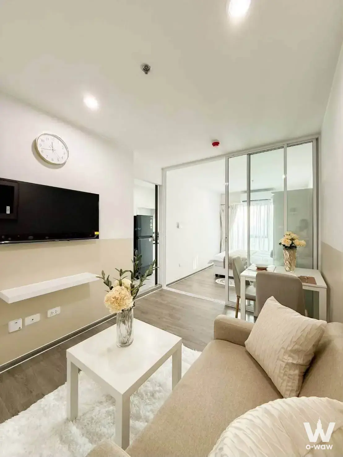 Condo with 1 bedroom for rent at Regent Home Wutthakat — photo 1 of 5
