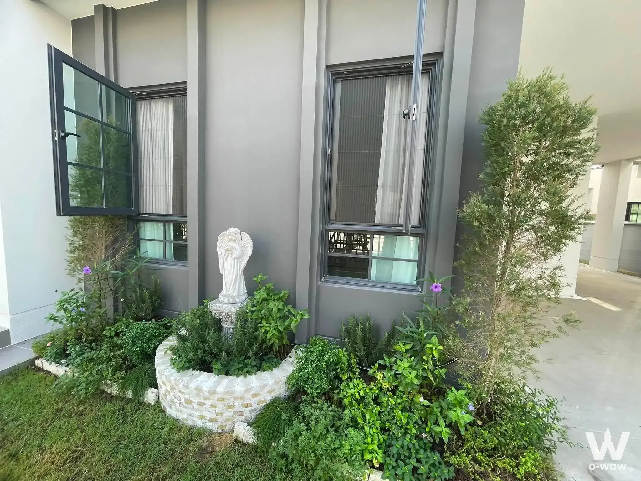 House with 4 bedrooms for rent at Centro Bangna — photo 3 of 5