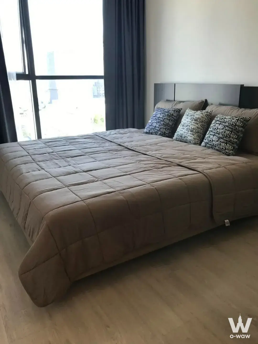 Condo with 1 bedroom for rent at Rhythm Rang Nam — photo 2 of 4