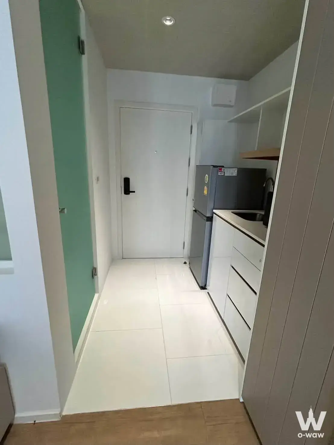 Condo with 1 bedroom for rent at Triple Y Residence — photo 2 of 4
