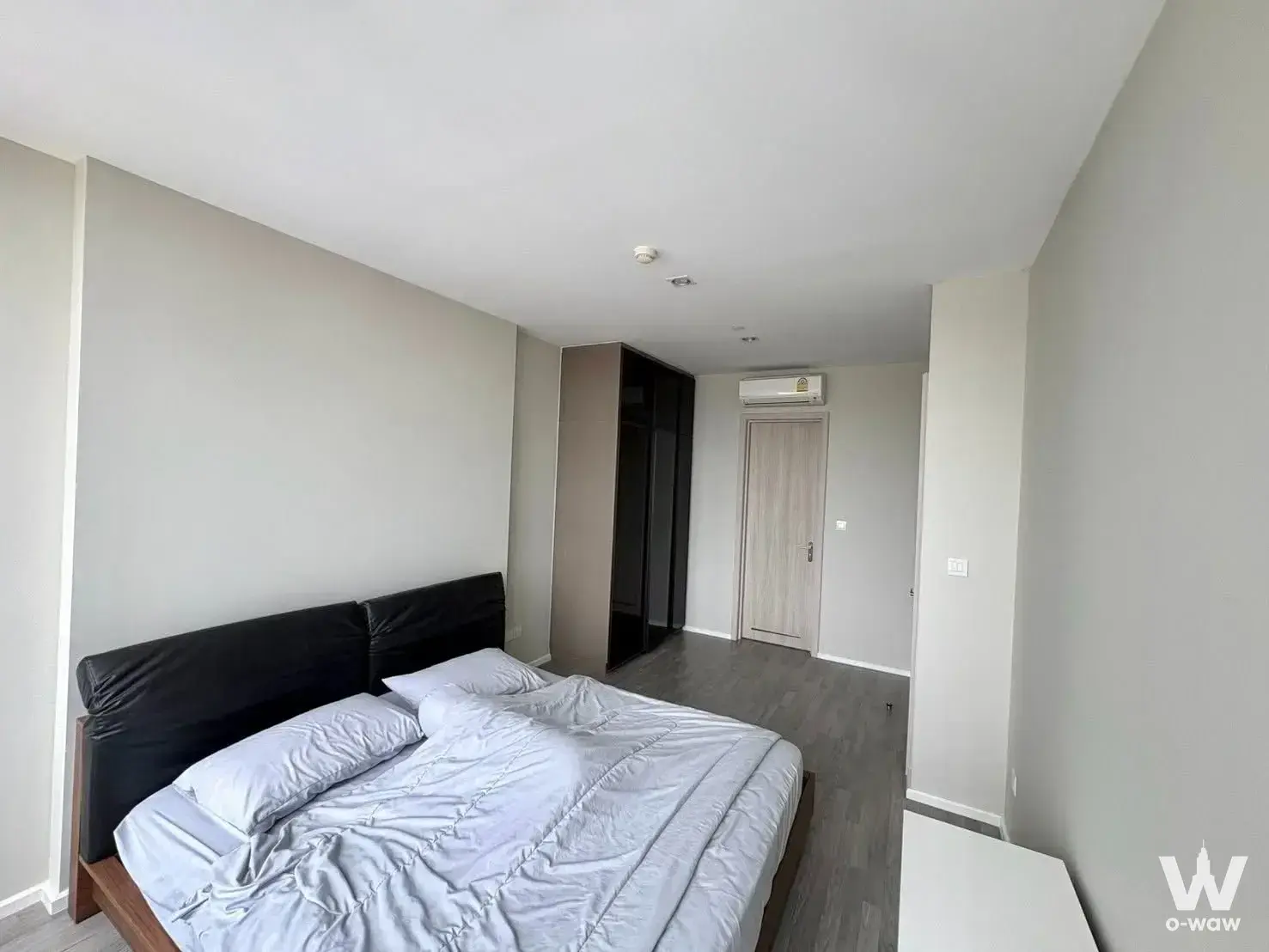 Condo with 1 bedroom for rent at 333 Riverside — photo 4 of 5