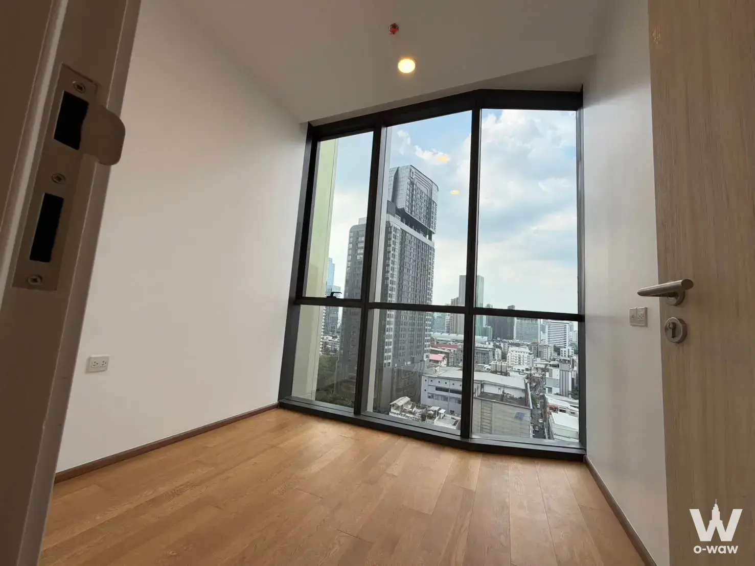 Condo with 2 bedrooms for rent at WISH Signature Midtown Siam — photo 1 of 5