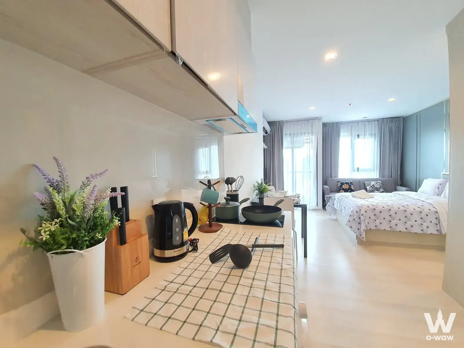Condo with 1 bedroom for rent at Life One Wireless — photo 4 of 5