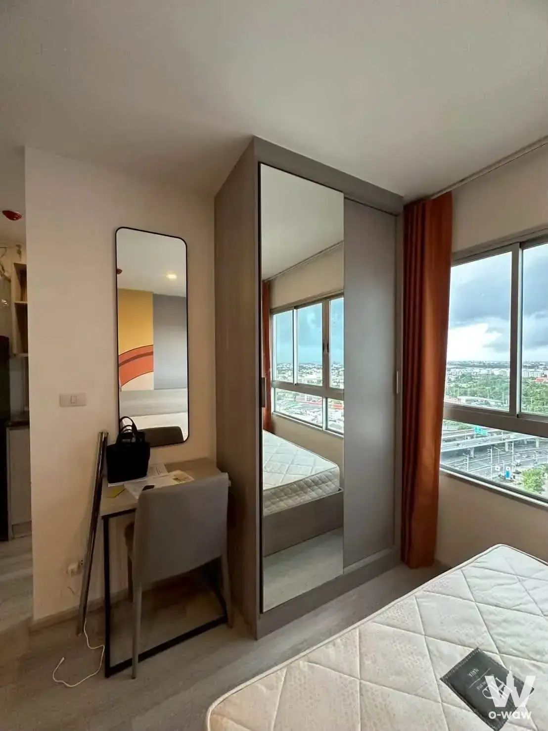Condo with 1 bedroom for rent at Elio Sathorn-Wutthakat — photo 3 of 5