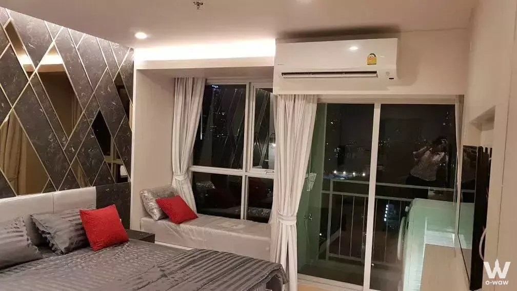 Soi Intamara 4 Suttisan-Winitchai Rd., Samsennai, Payatai, Bangkok 10400