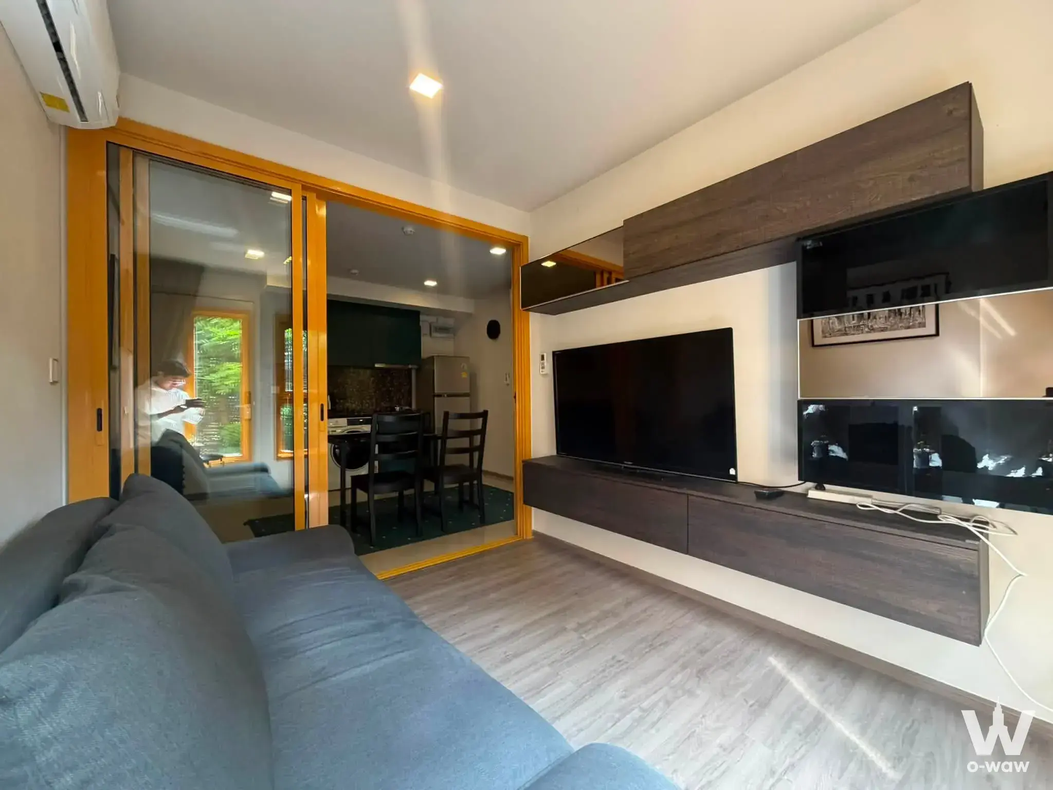 Sukhumvit 50, near Onnut BTS Station (approx. 1 km)