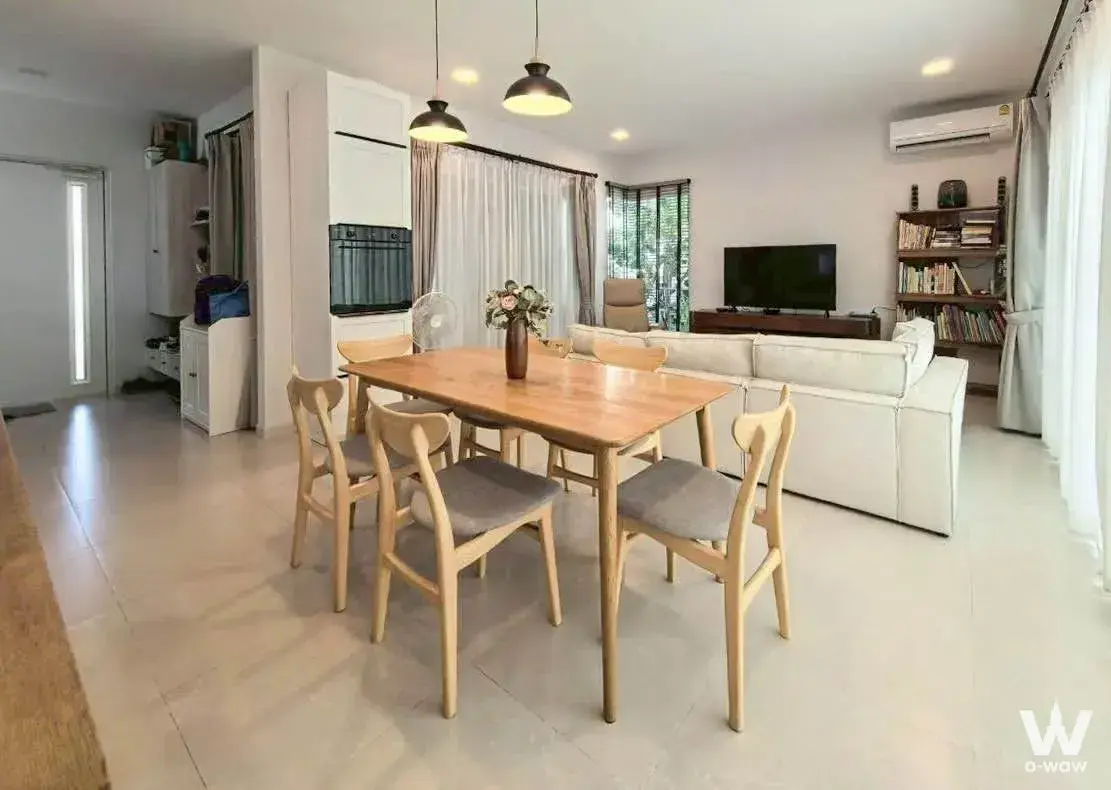 House with 3 bedrooms for rent at Chaiyapruek Bangna KM.15 — photo 2 of 5