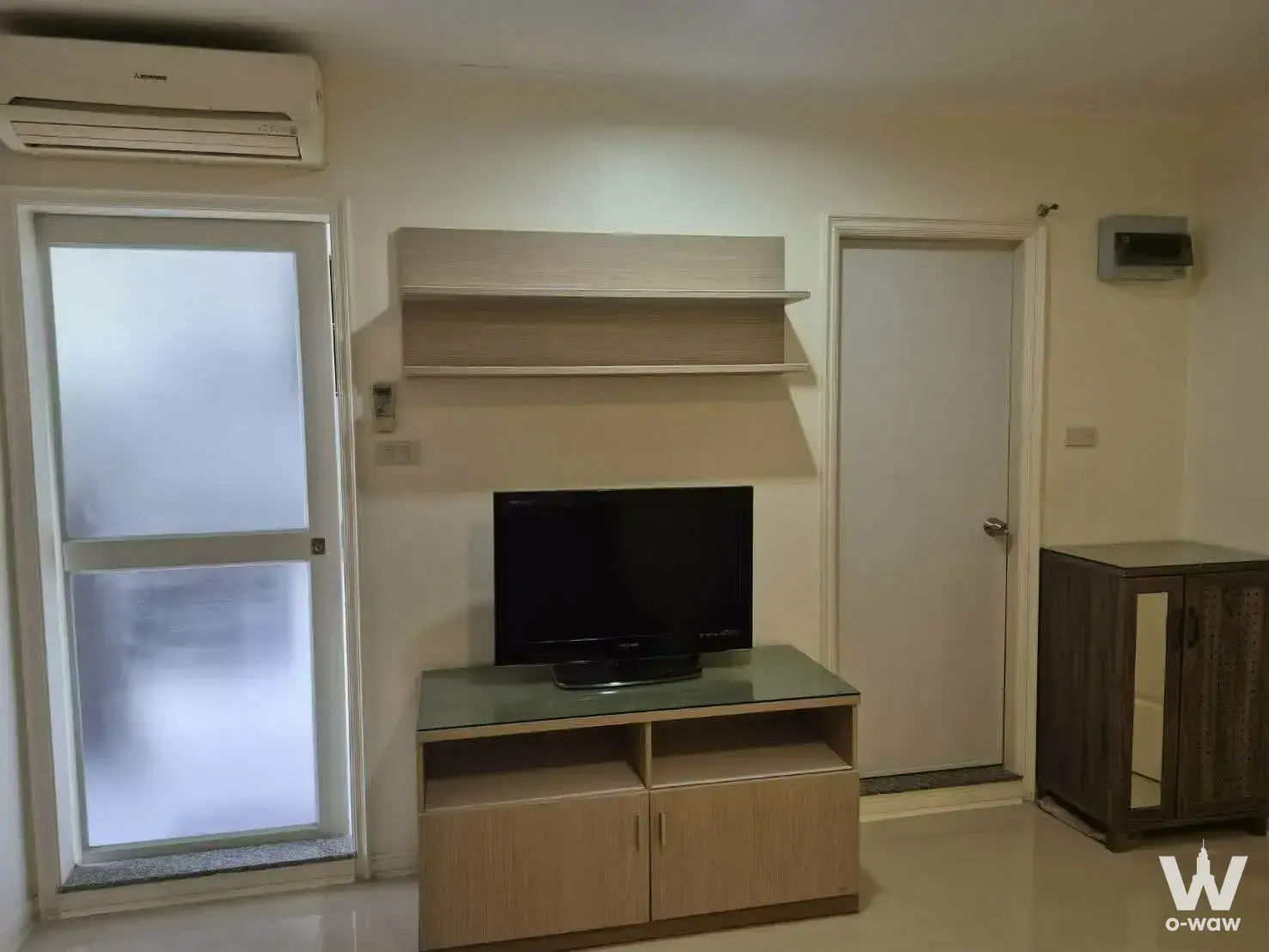 Condo with 1 bedroom for rent at Lumpini Place Ratchada-Tha Phra — photo 3 of 5