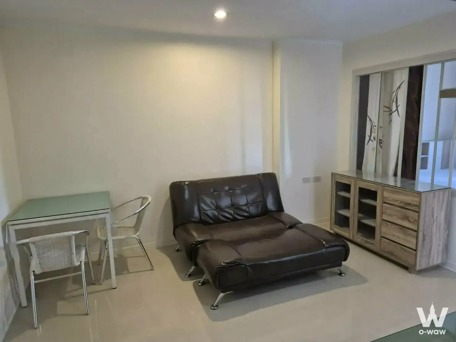 Condo with 1 bedroom for rent at Lumpini Place Ratchada-Tha Phra — photo 2 of 5