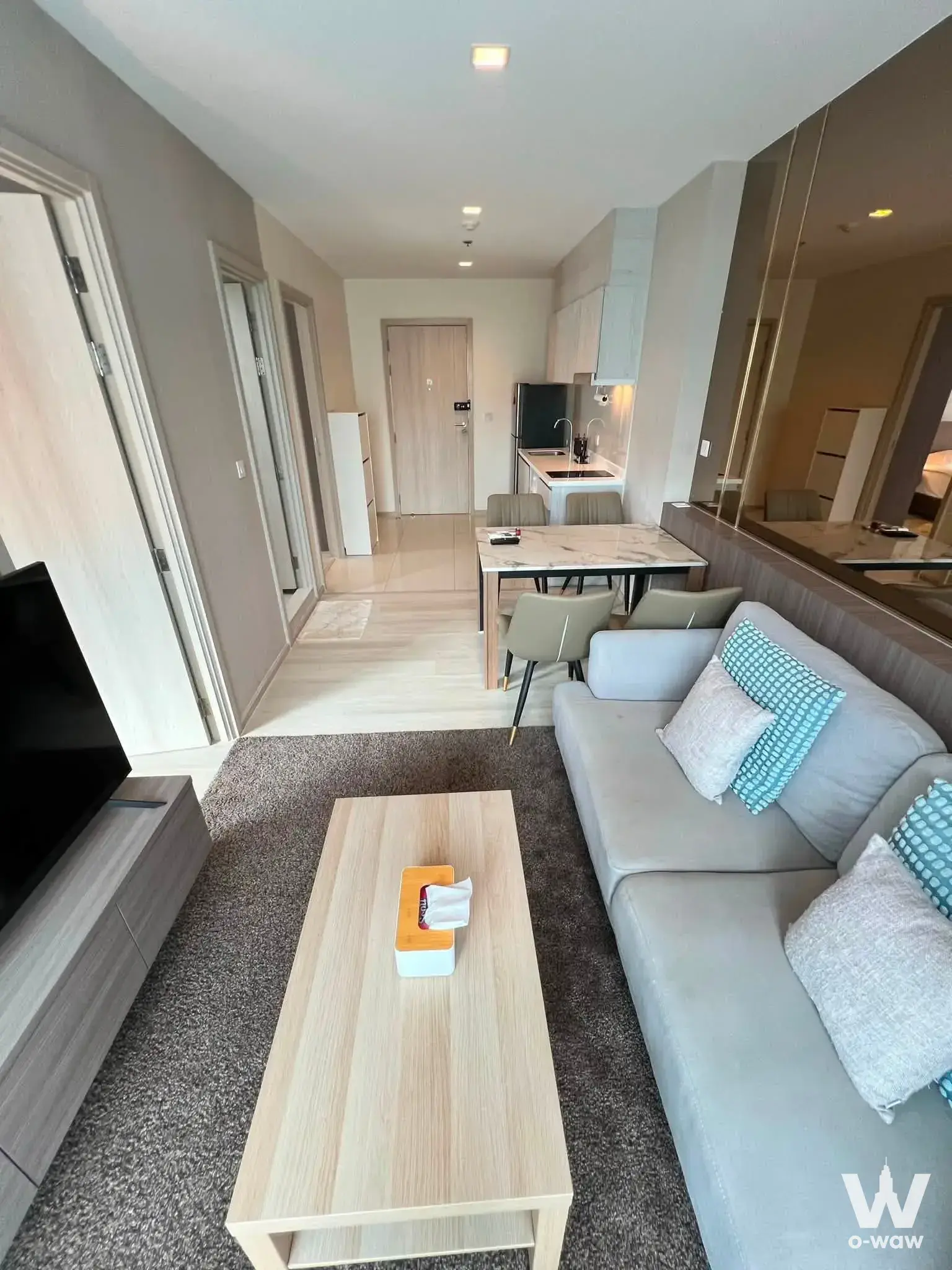 Condo with 2 bedrooms for rent at Life One Wireless — photo 3 of 5