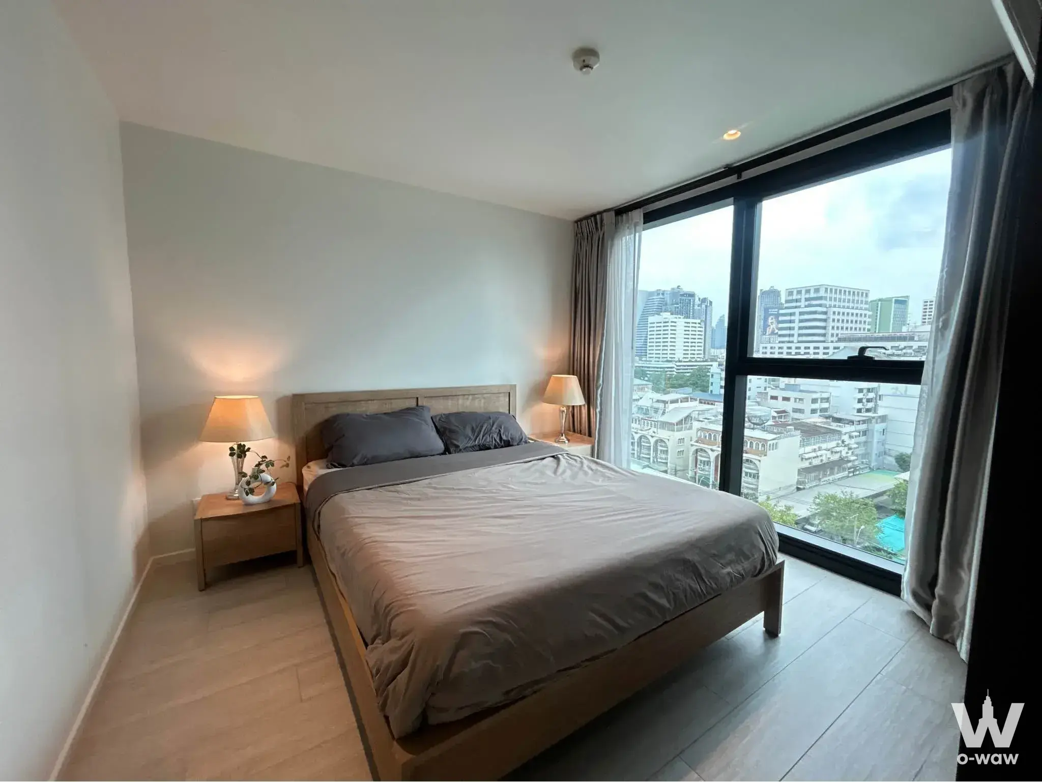 Condo with 2 bedrooms for rent at Silom Condominium — photo 4 of 5