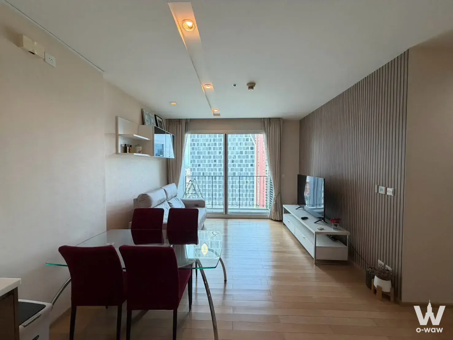 Condo with 2 bedrooms for rent at Siri at Sukhumvit — photo 1 of 5