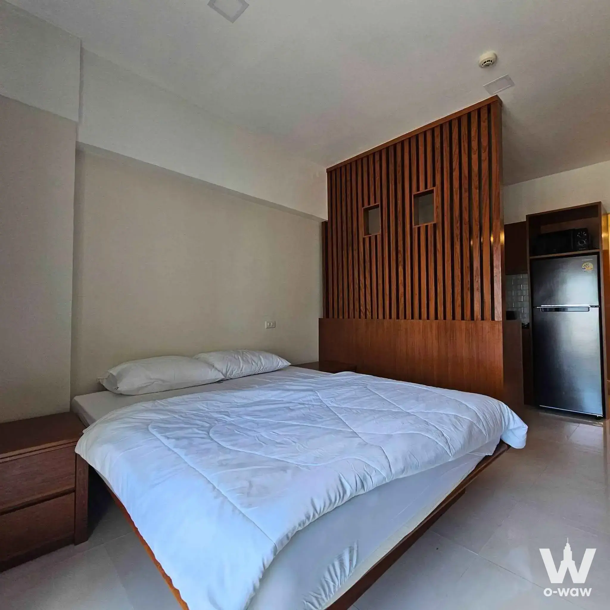 Kasetsin Soi 9, Pratumnak Hill, Pattaya, Chonburi