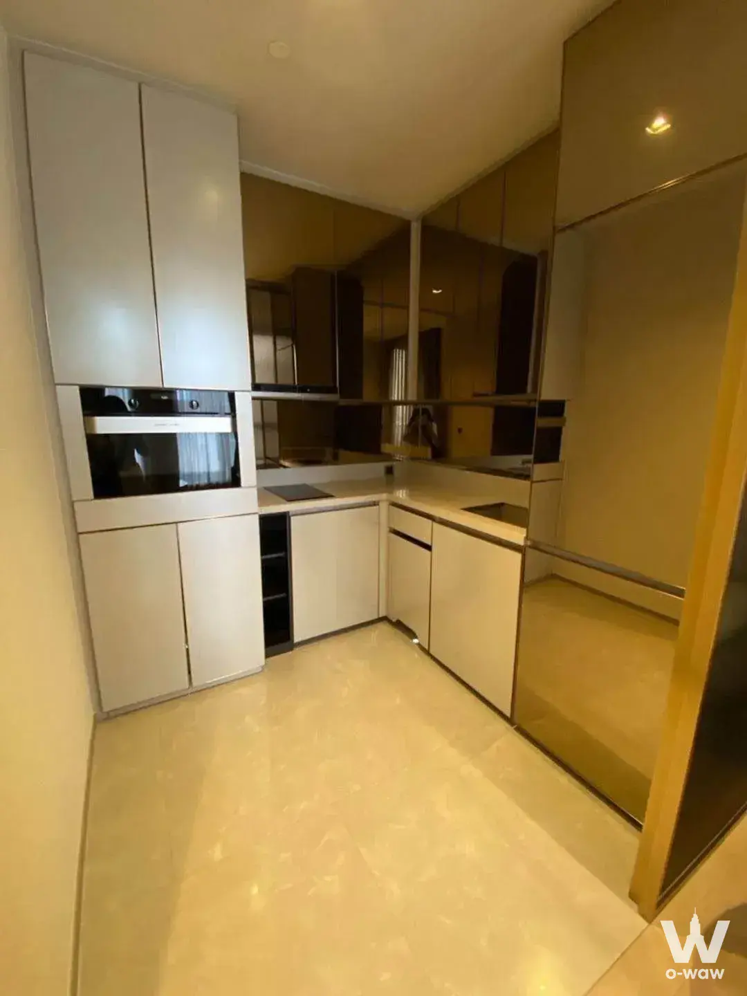 Condo with 1 bedroom for rent at The Reserve Sathorn — photo 3 of 5