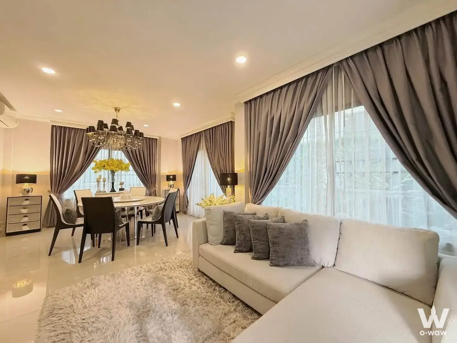 Near Fashion Island, Ramintra