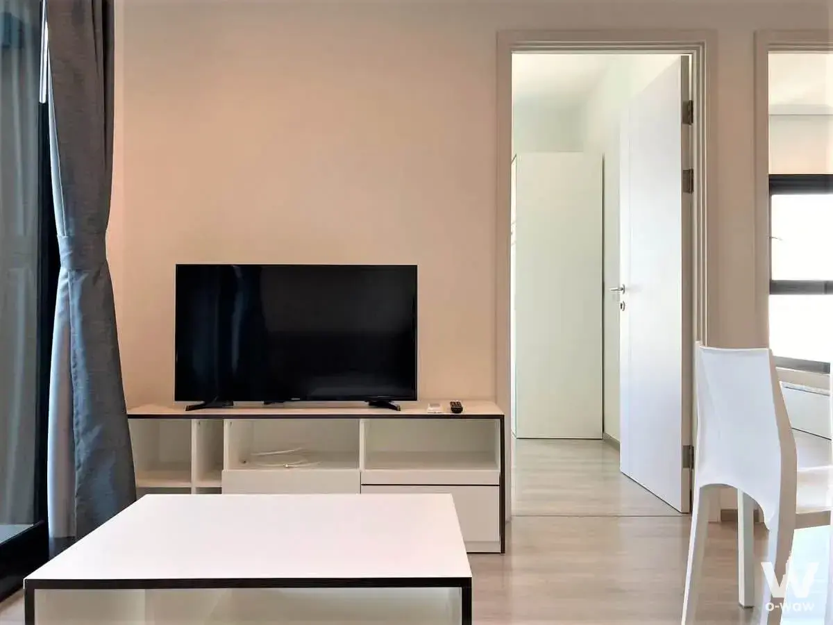 Near MRT Phetkasem 48 (2 min walk), near Siam University