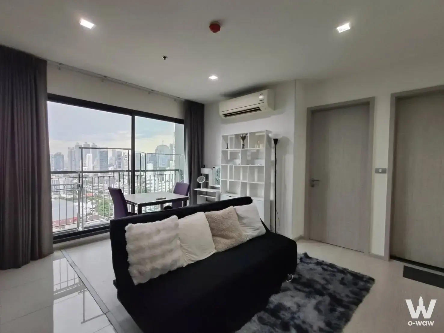 Condo with 1 bedroom for rent at Rhythm Sukhumvit 36-38 — photo 1 of 4