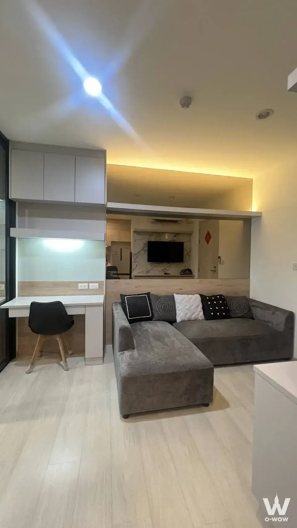Condo with 1 bedroom for rent at Life Asoke — photo 2 of 5