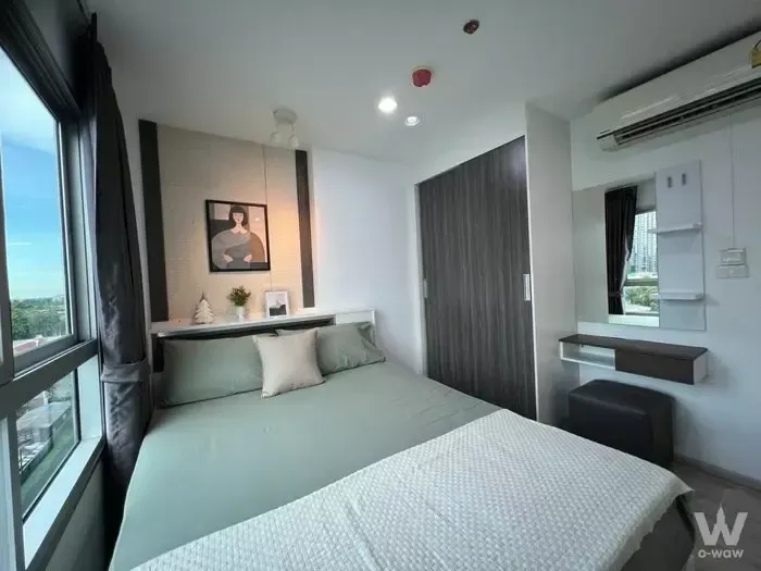 Phet Kasem Road, near MRT/BTS Bang Wa, Bangkok, Thailand