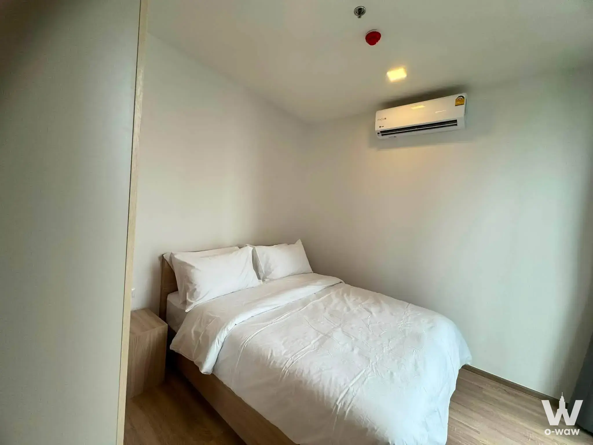 Condo with 1 bedroom for rent at XT Phayathai — photo 3 of 5