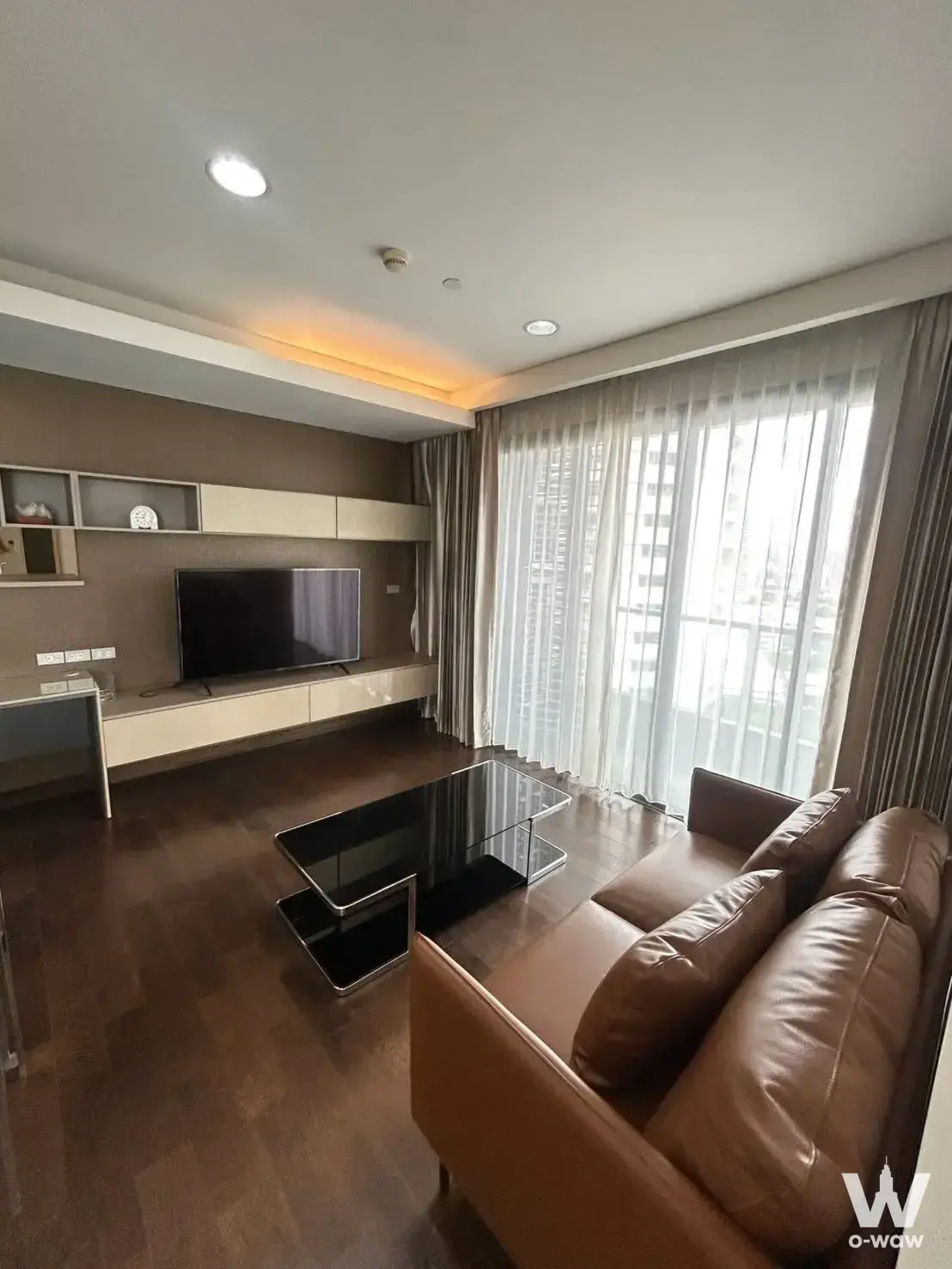 Commercial with 2 bedrooms for rent at The Lumpini 24 — photo 1 of 5