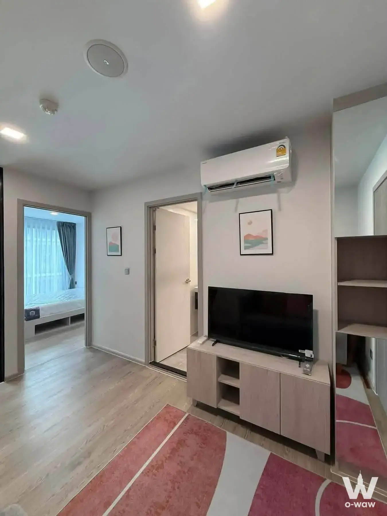 Phahonyothin Soi 34, near Senanikhom BTS Station, close to Kasetsart University and Sripatum University