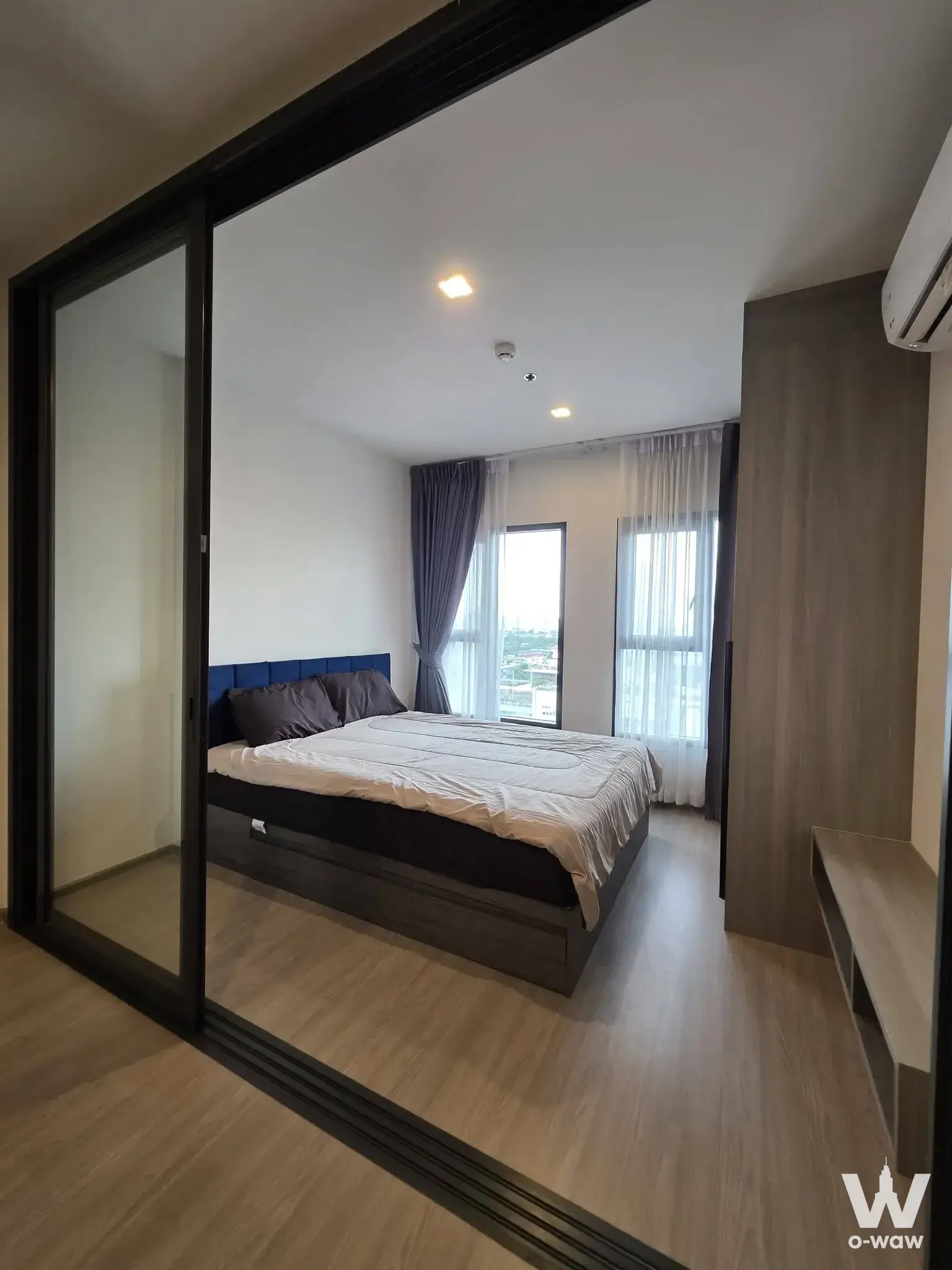 Commercial with 1 bedroom for rent at THE BASE Phetchaburi-Thonglor เดอะ เบส เพชรบุรี - ทองหล่อ — photo 2 of 5