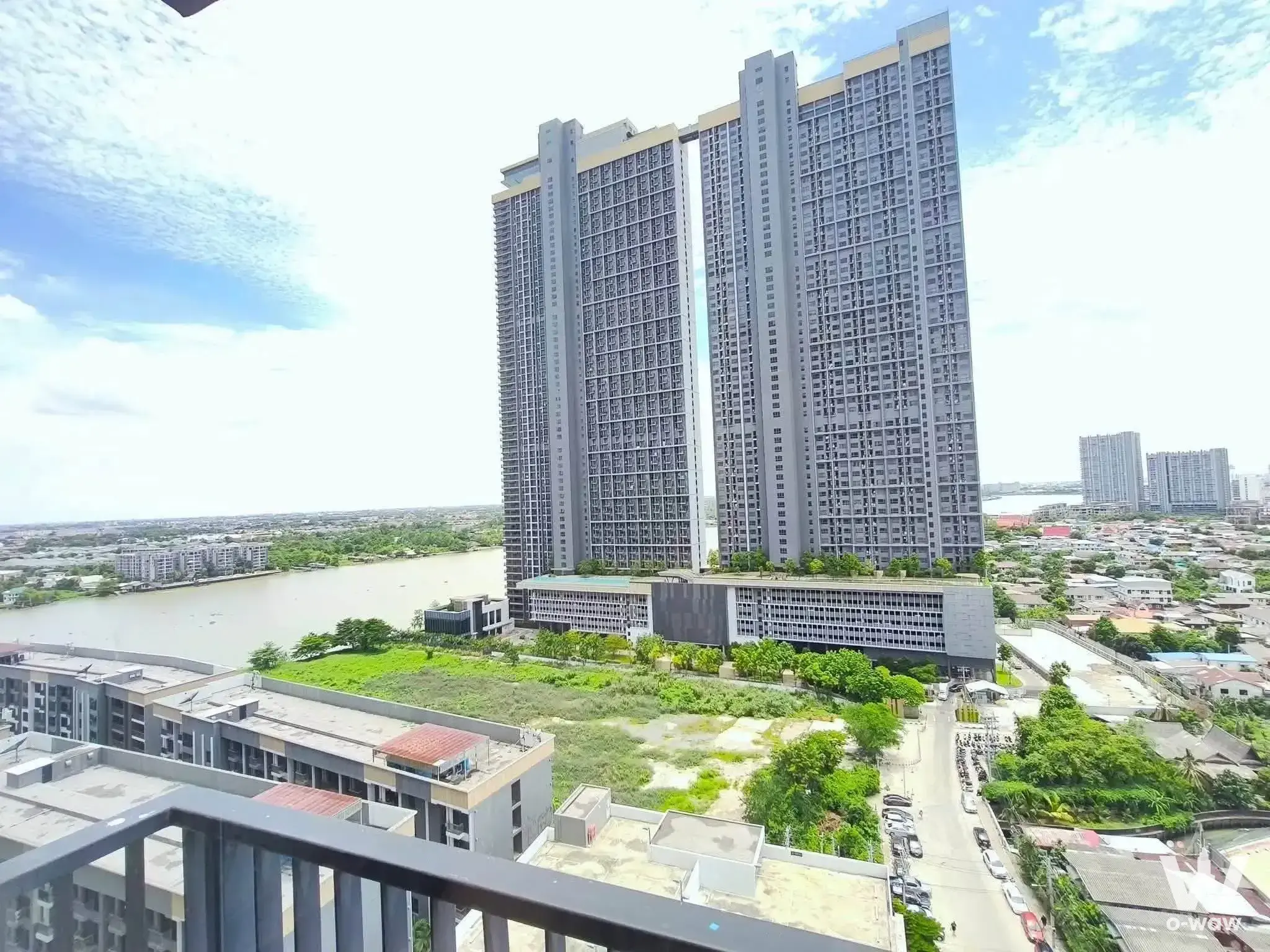 Condo with 1 bedroom for rent at The Politan Rive — photo 3 of 5